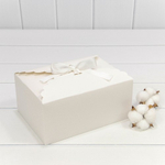 Коробка сборная 22х16х10 см с атласной лентой (Белый)