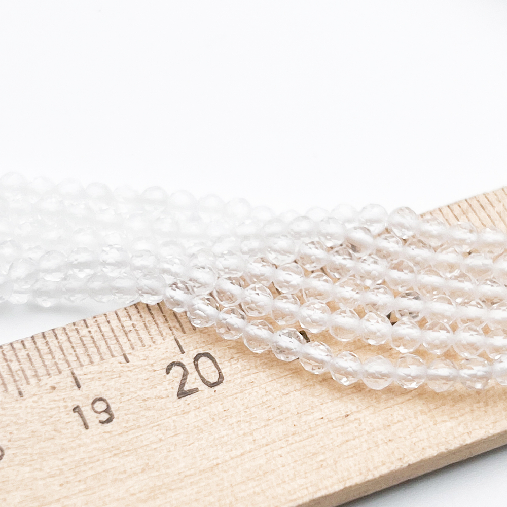 Горный хрусталь граненый бусины, размер около 3-3,2 мм, цена за нить 38 см