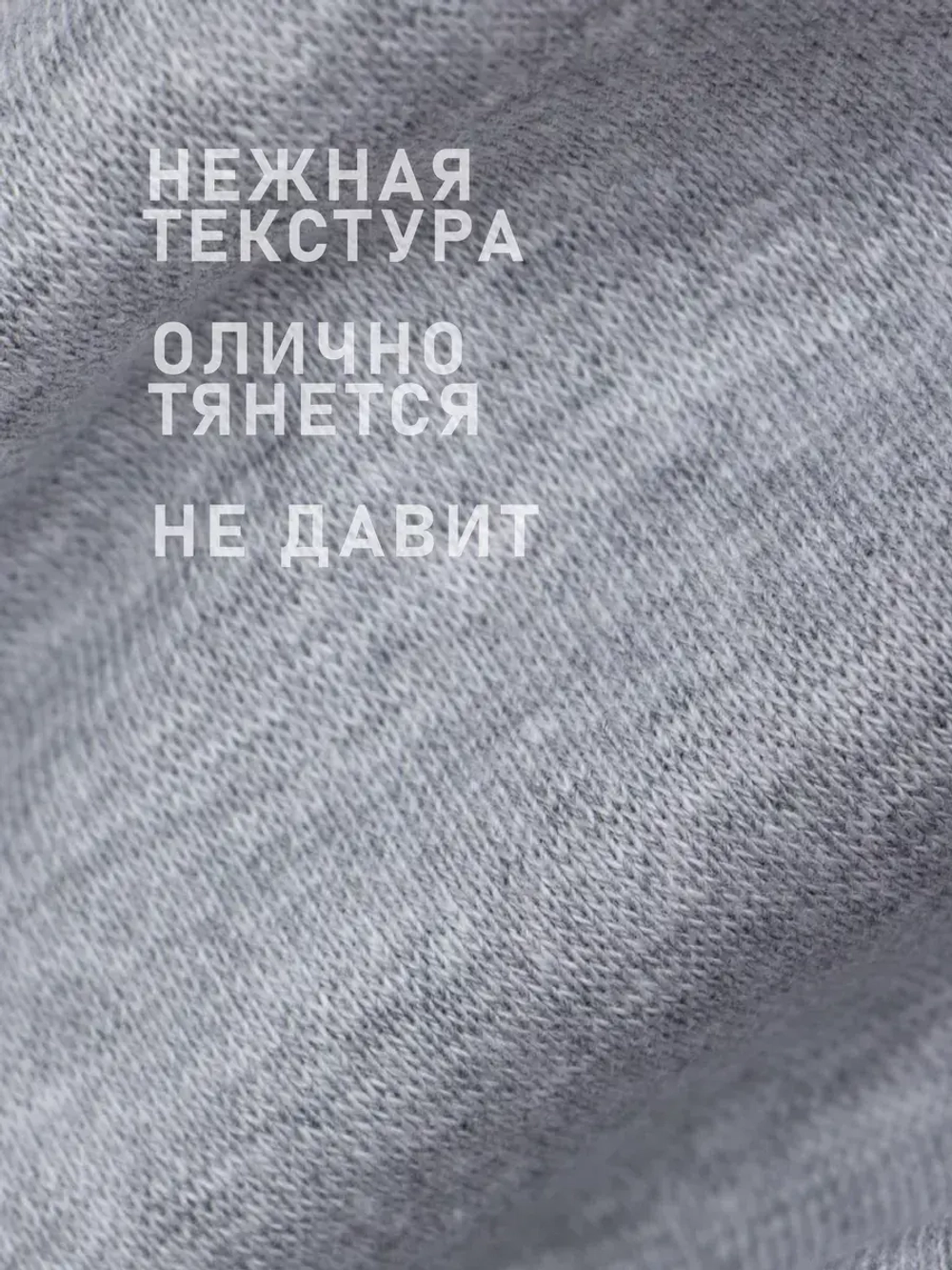 Шапка для девочки трикотажная и снуд