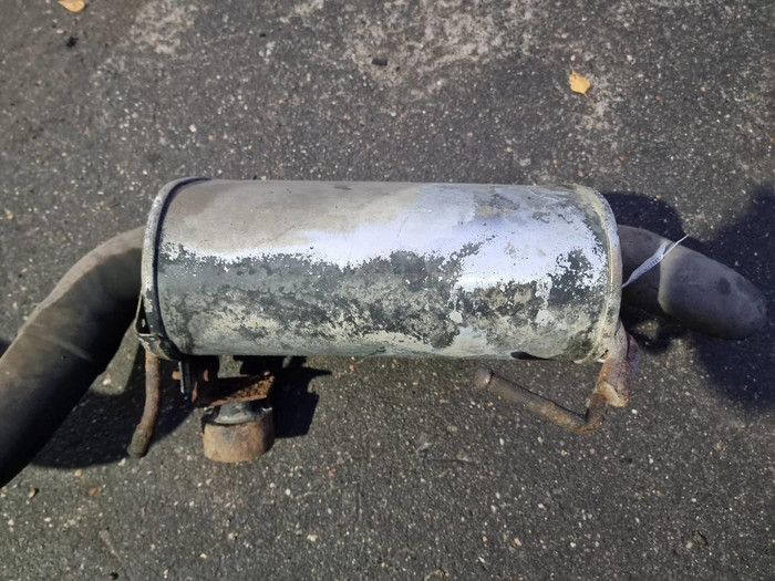 Глушитель Infiniti QX56 QX80 (2010-2017)