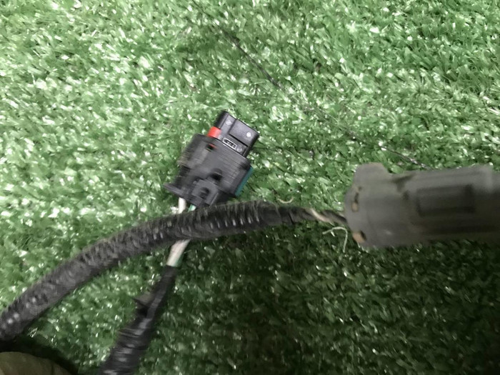 Проводка заднего бампера Seres M5 (2022-н.в.)