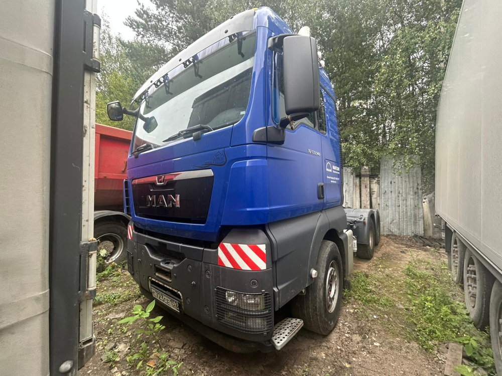 MAN TGX 6x4 Седельный тягач 33.540 6X4 BBS (Дизельный, 12,4 л, 540 л.с., МТ)
