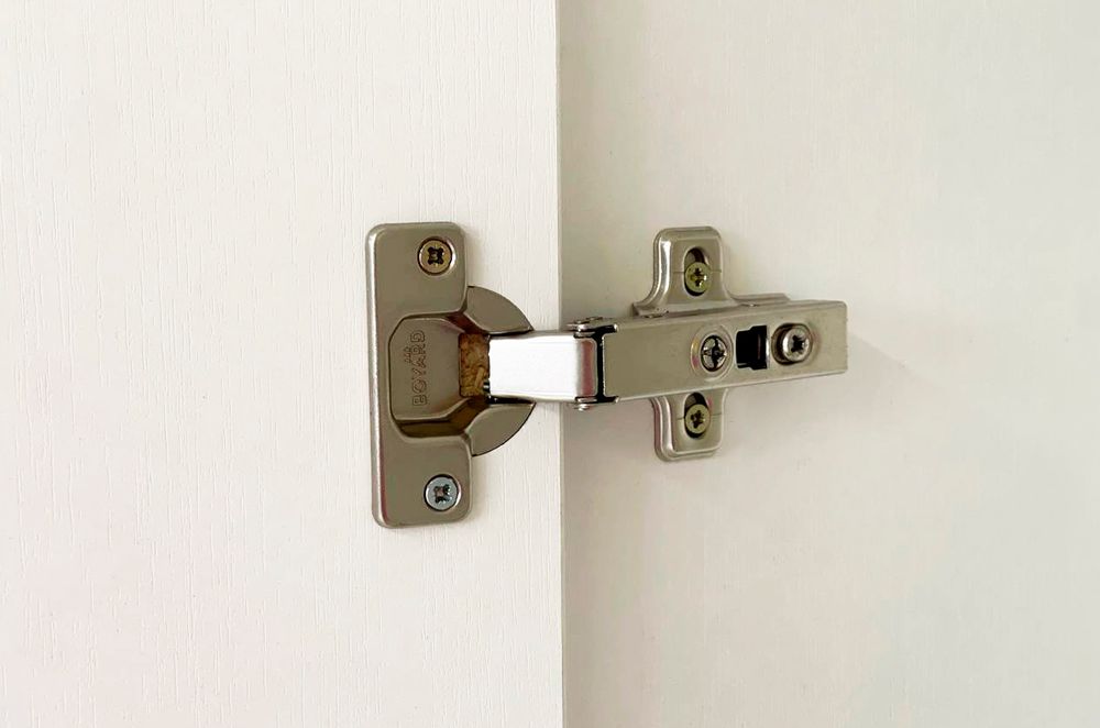 Шкаф двухдверный "Зефир" 120.01,(Белое дерево/Белый(эмаль)