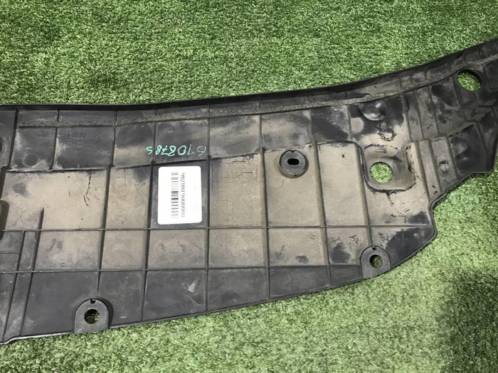 Кожух замка капота Toyota Camry 7 XV50 (2014-2018)