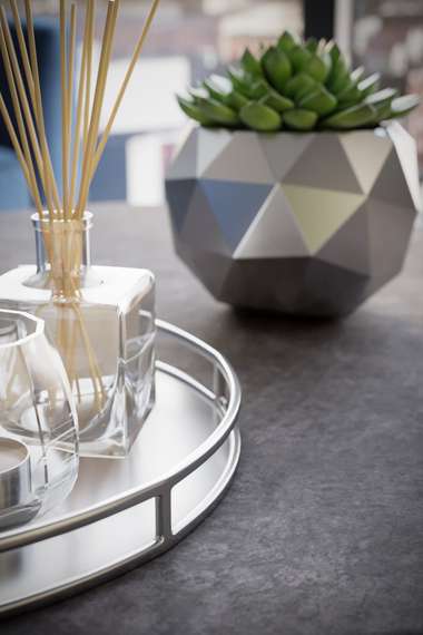 Стол журнальный Бруклин серый бетон/дуб сонома