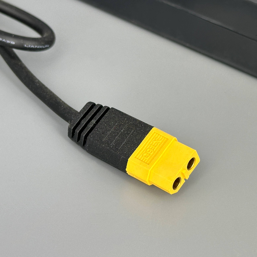 Блок питания ToolkitRC ADP200