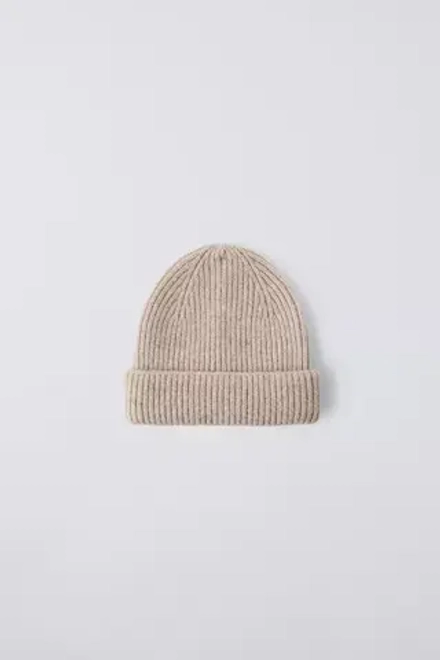 ZARA ШАПКА БИНИ, ПЕСОЧНЫЙ
