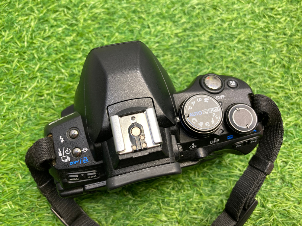 Olympus E-620
