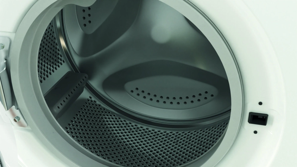 Стиральная машина Indesit IWSD 6105 CIS.L EcoTime 6кг, 1000об/мин, глубина 42см, белая