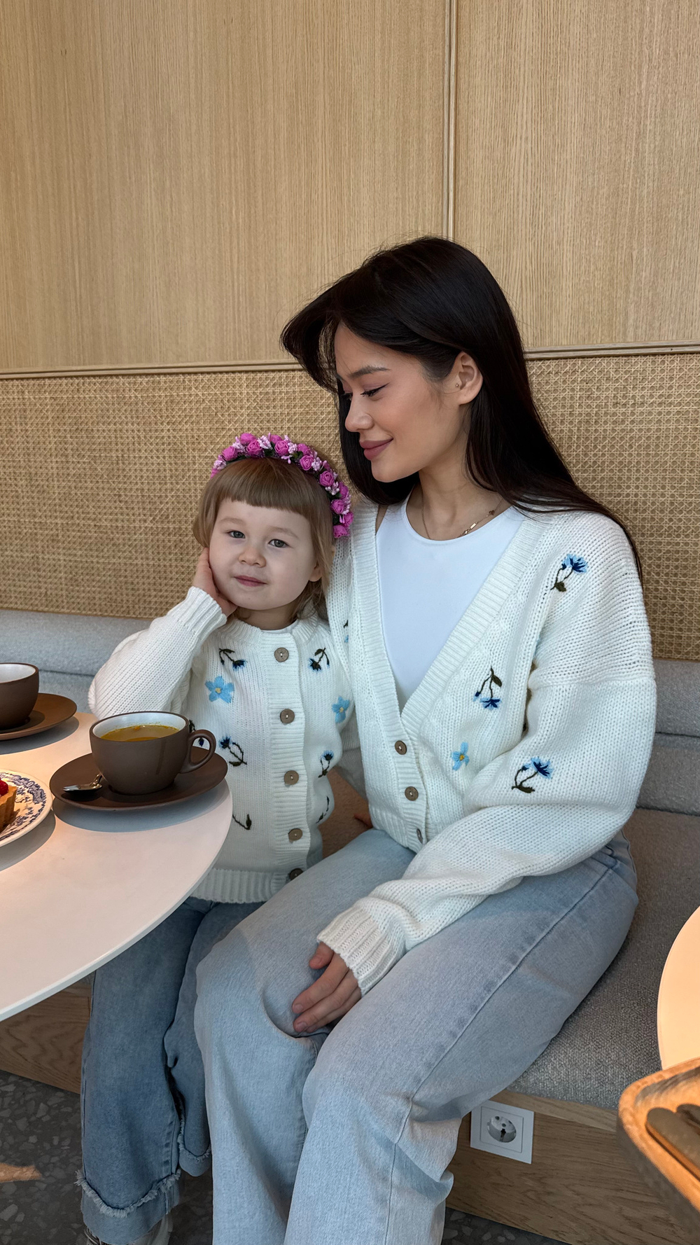 Кардиган с цветами детский