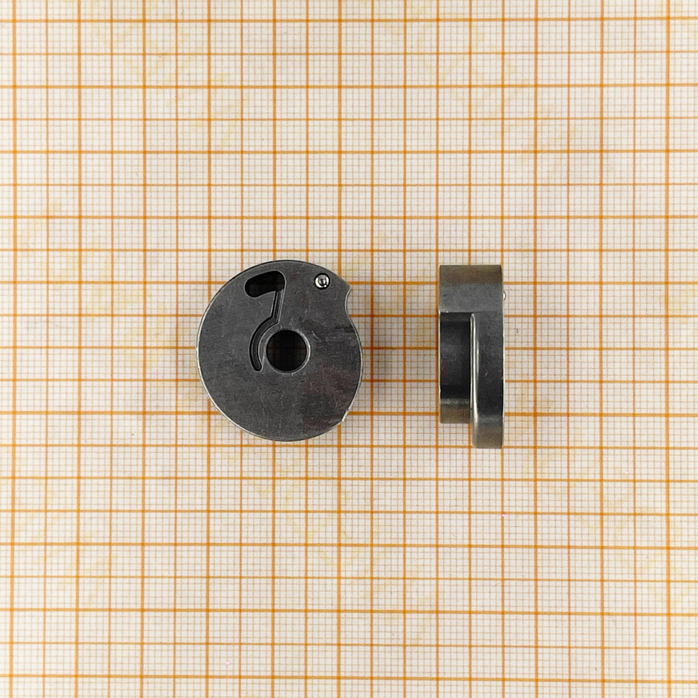 WDK-21215-15 Задняя крышка двигателя