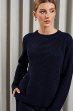 22897 Джемпер женский (темно-синий)