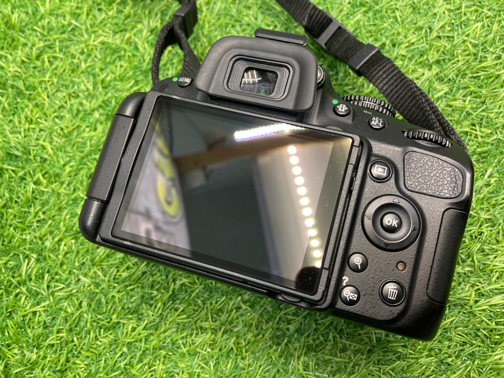 Nikon d5100 body 3.700 кадров