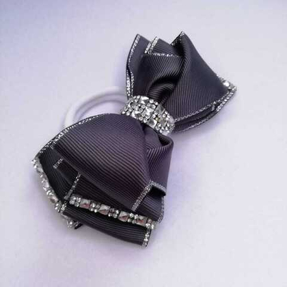 Резинка для волос ручная работа