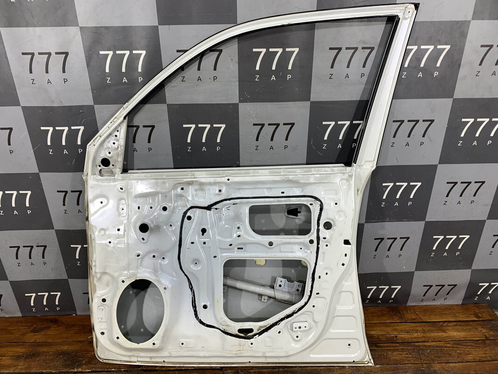 Дверь передняя правая Lexus LX 3 (LX 570) 15-23 Б/У Оригинал 6700160840