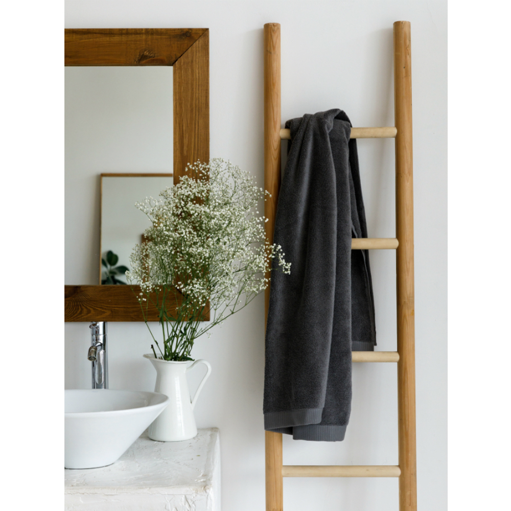 Полотенце банное темно-серого цвета Essential, 70х140 см