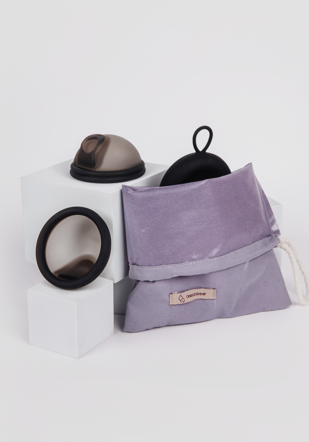 Менструальный диск с петлей для извлечения