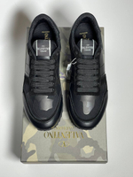 Кроссовки Valentino