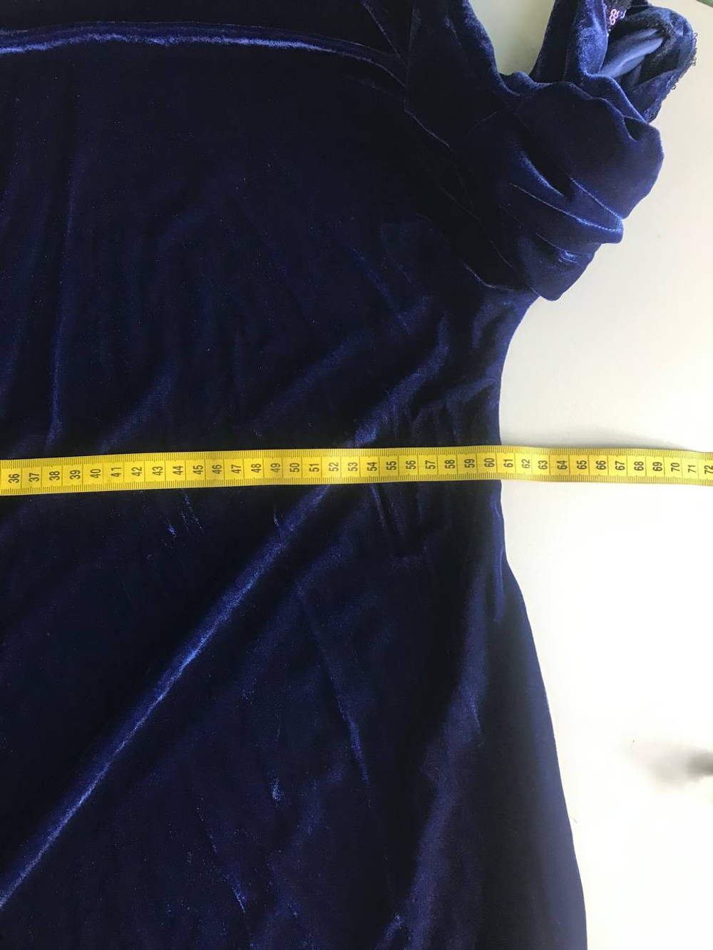 Платье Lucky Move бархатистое, визуально на 58 размер, новое