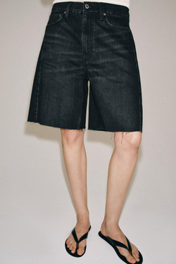 ZARA ДЖИНСОВЫЕ ШОРТЫ RELAXED СО СРЕДНЕЙ ПОСАДКОЙ — ZW COLLECTION, ЧЕРНЫЙ