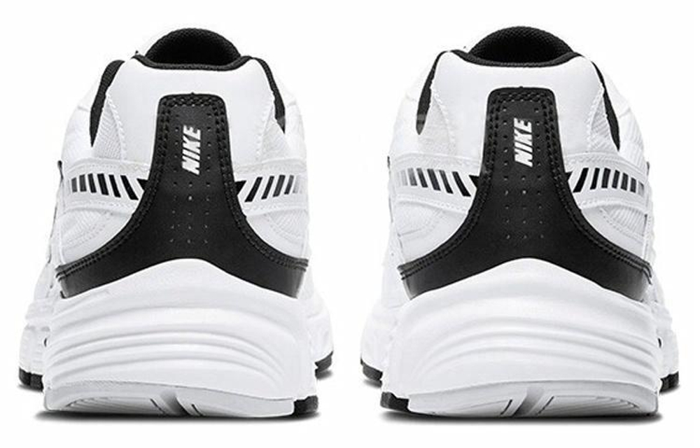 Кроссовки Nike Initiator