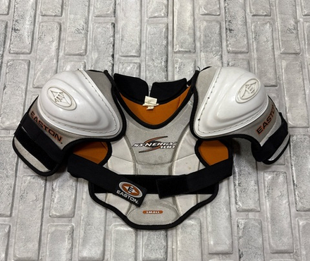 Easton synergy 100 YTH S