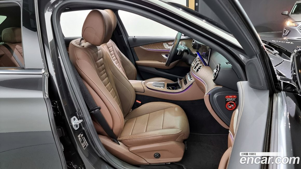 Mercedes-Benz E-Class W213 E300e 4MATIC Exclusive (04.2021)