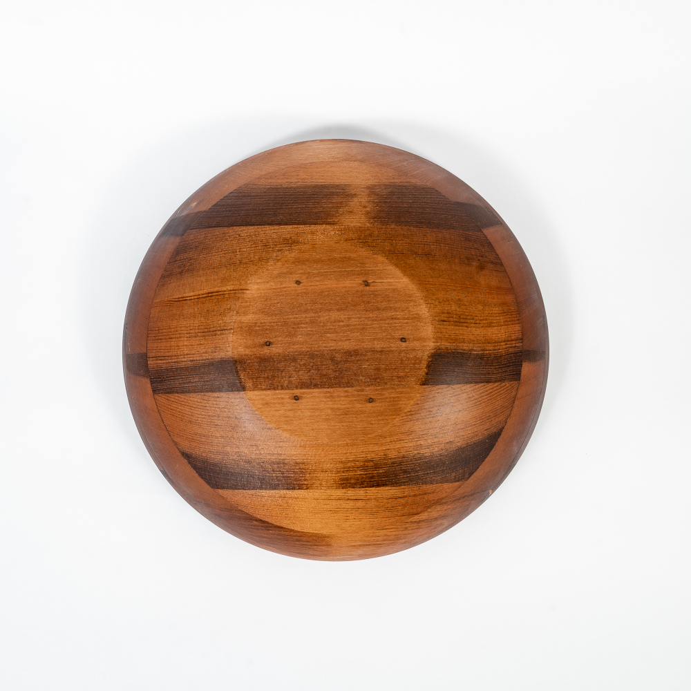 Деревянная глубокая тарелка (салатник) из дрвесины кедра 300 мм. T173