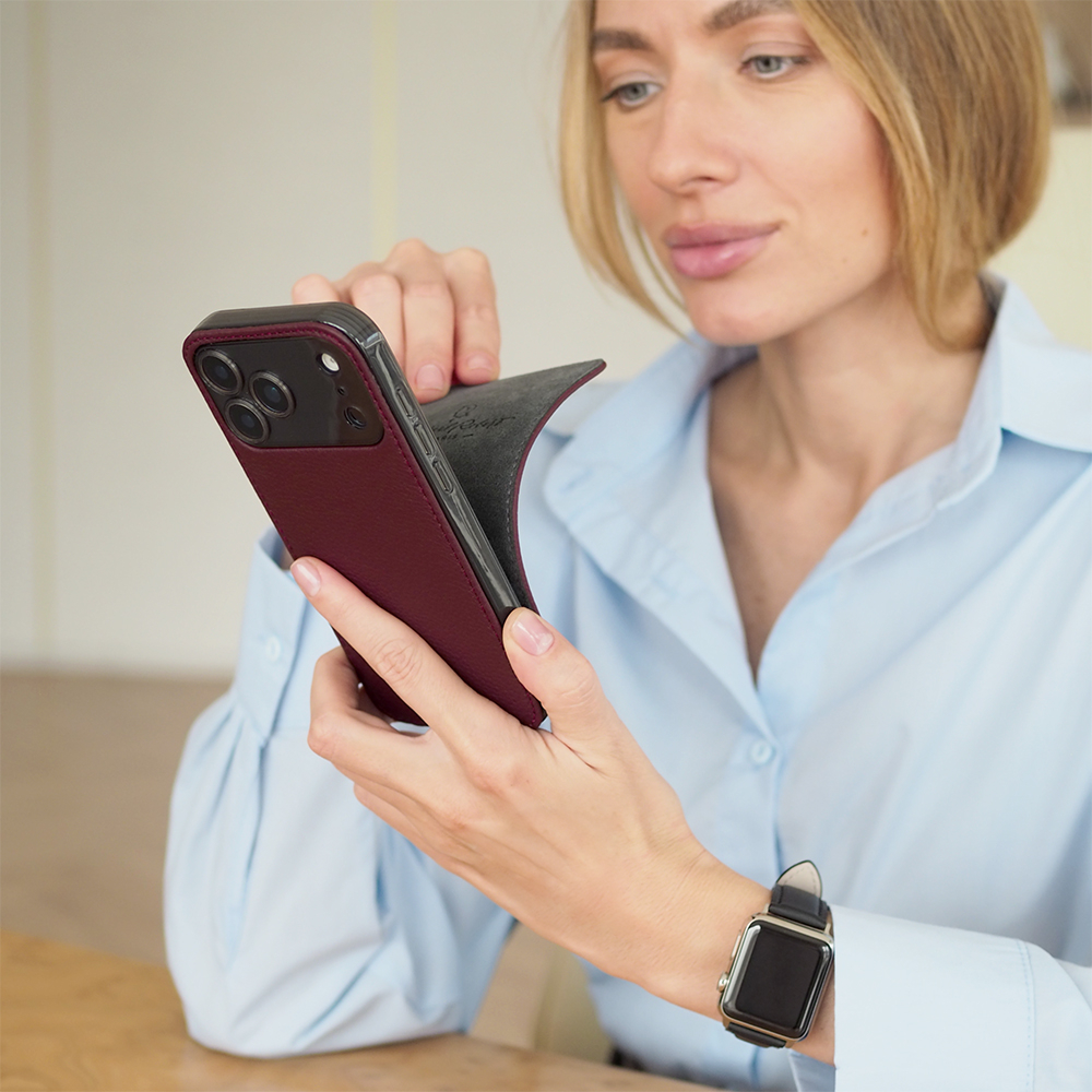 Кожаный чехол для iPhone 17 Pro Max, теленок бордового цвета