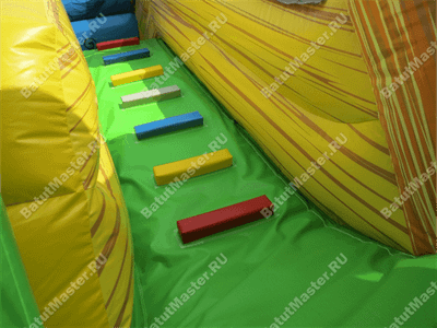 Коммерческий надувной батут "Пиратская радость"