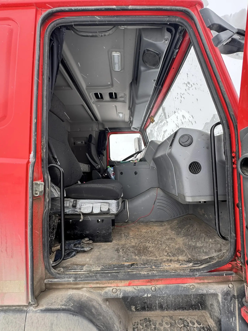 МАЗ 6501* 6x4 Самосвал 650108-8230-005 (Дизельный, 14,9 л, 397 л.с., МТ)