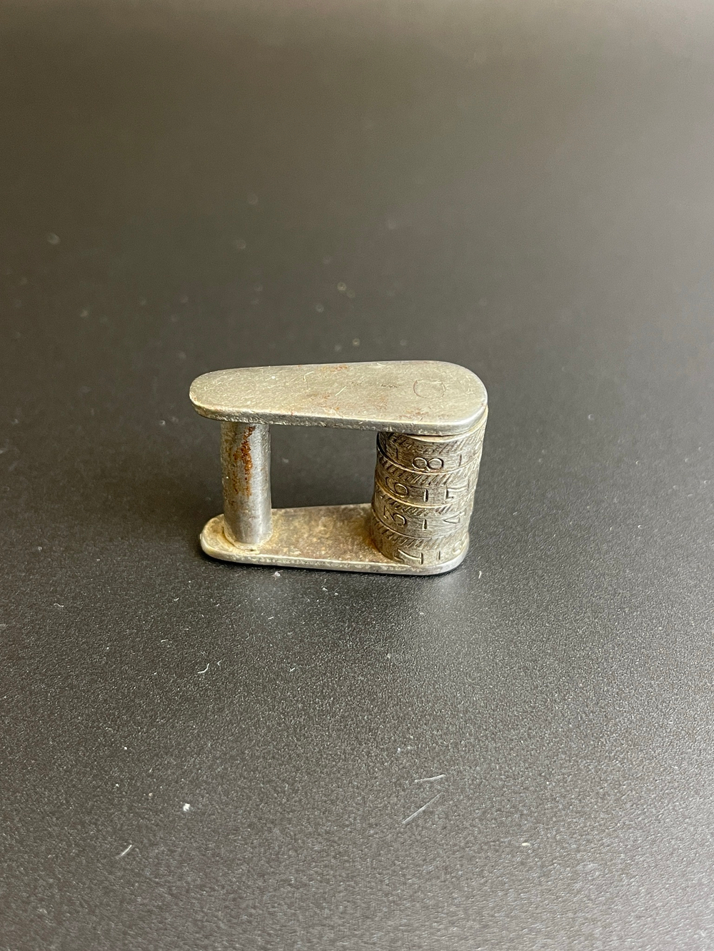 Кодовый Замок маленький навесной АРТЕЛЬ ПРОММЕТИЗ Ленинград 1930- 1940 гг. Код есть