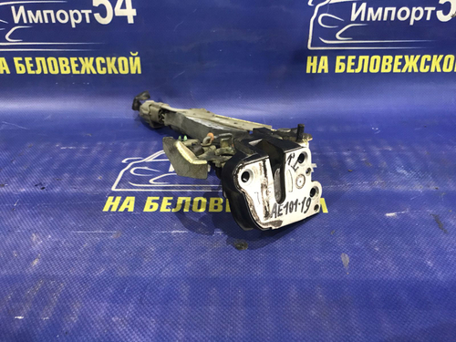 Замок двери задней левой TOYOTA CERES 1992