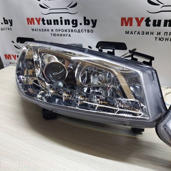 Передние фары daylight chrome для Renault Megane 2(II)