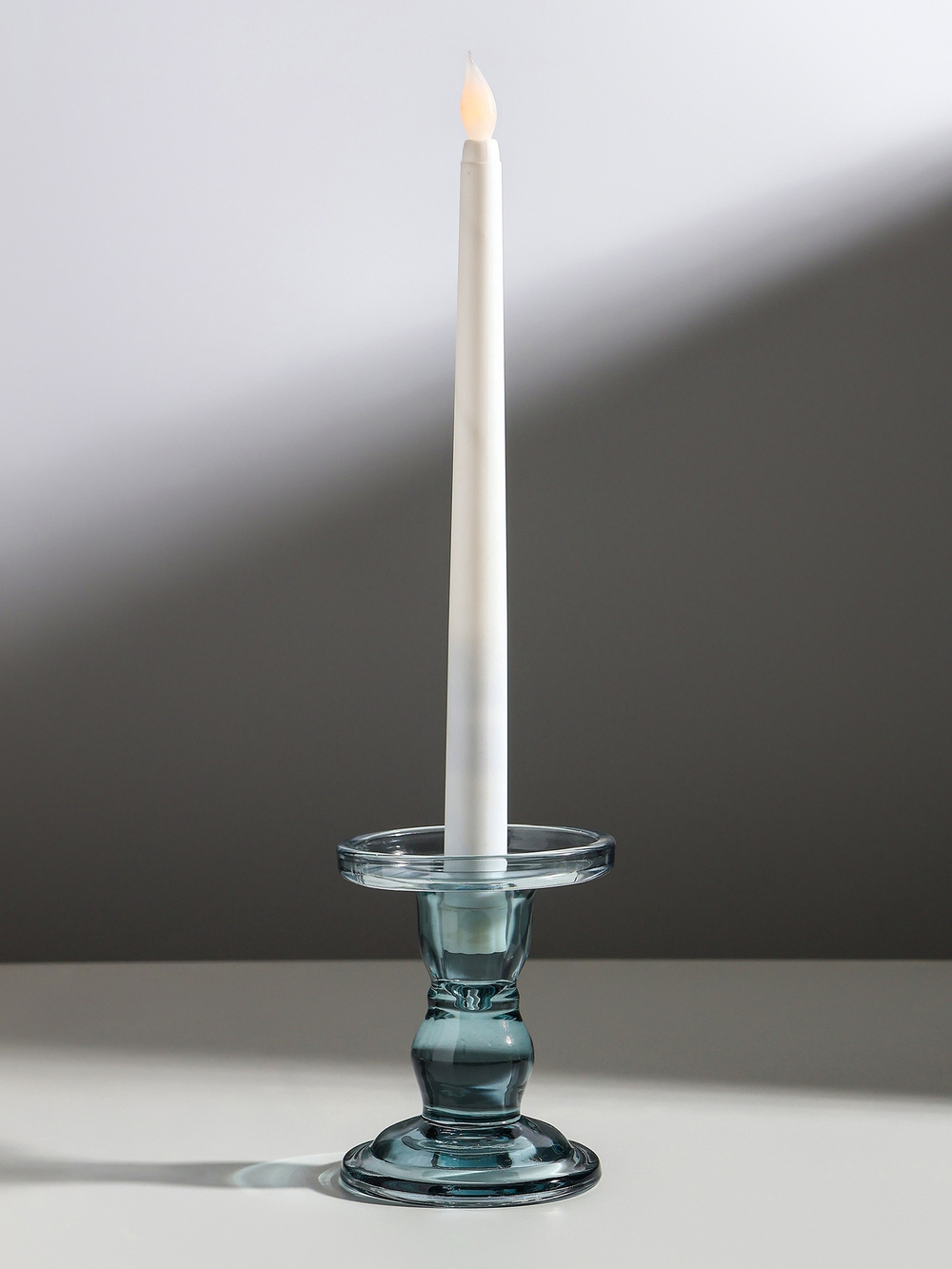 Подсвечник стекло "Подиум" д-2 и 7 см дымка 8,5х8,5х11 см