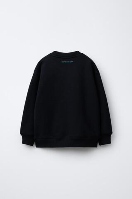 ZARA ТОЛСТОВКА С ПРИНТОМ «ДЕД МОРОЗ», ЧЕРНЫЙ