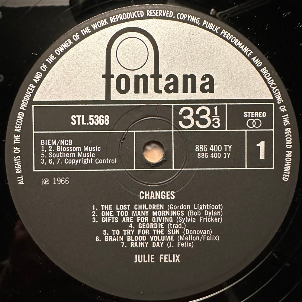Julie Felix - Changes (Англия 1966г.)