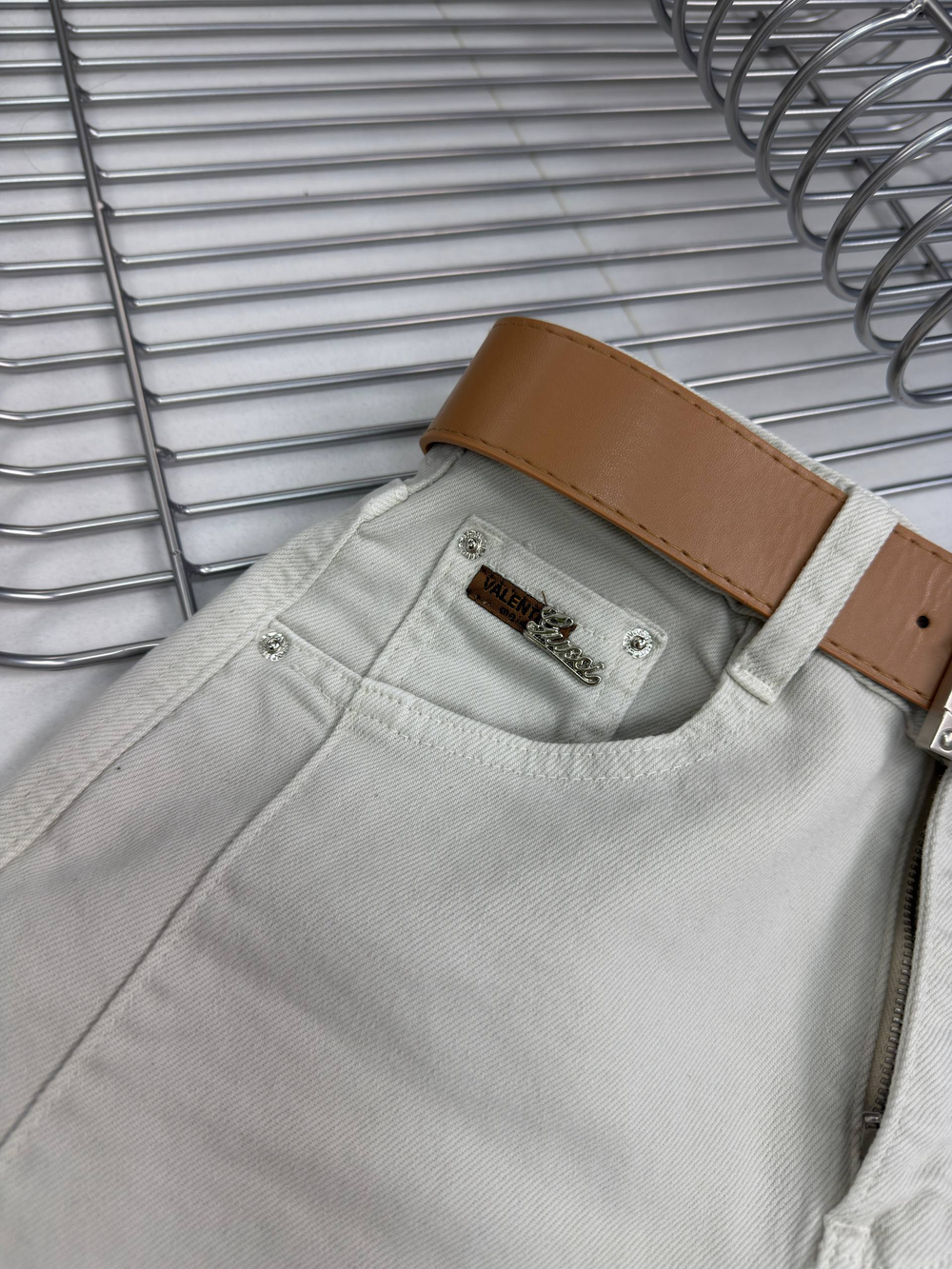 Брюки джинсовые женские арт. 8739-3 цвет "бежевый"