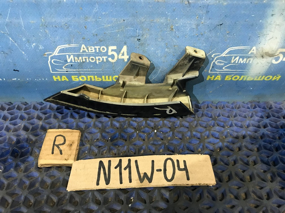 Планка под фару правая MITSUBISHI RVR 1996