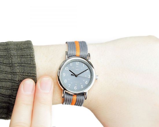 Наручные часы Timex T2N649