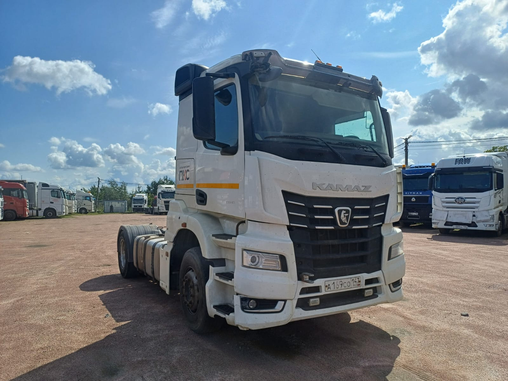 КамАЗ 54901 4x2 Седельный тягач 54901-94 (Дизельный, 11,9 л, 450 л.с., АТ)