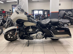 Ultra Limited / Electra Glide Police Special Harley-Davidson (2016)