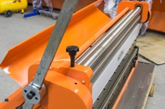 Профильная губка трехосевых станочных тисков Optimum DAS 100