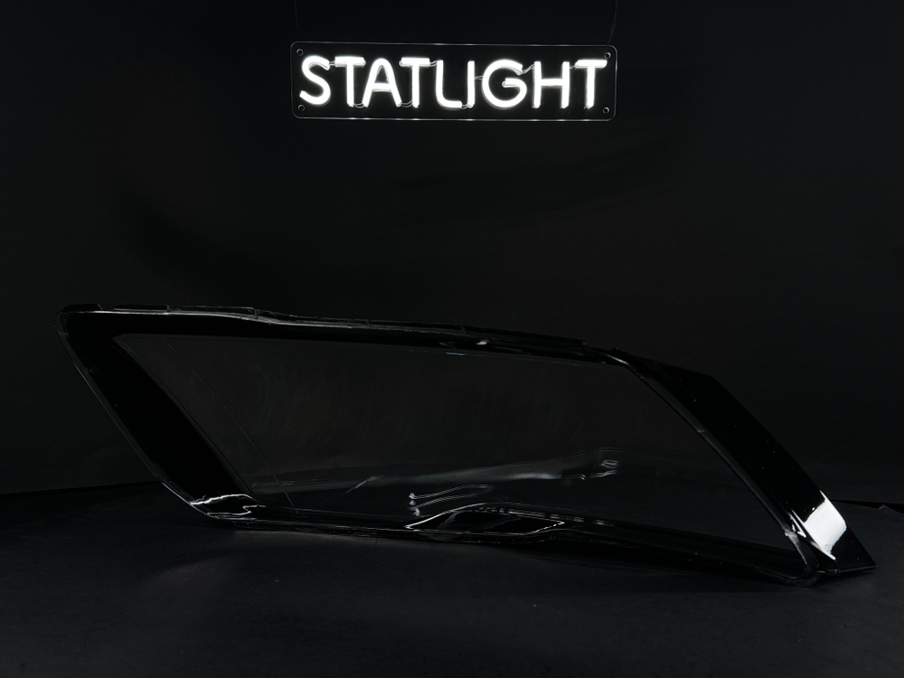 Левое стекло фары AUDI A7 2010-2014