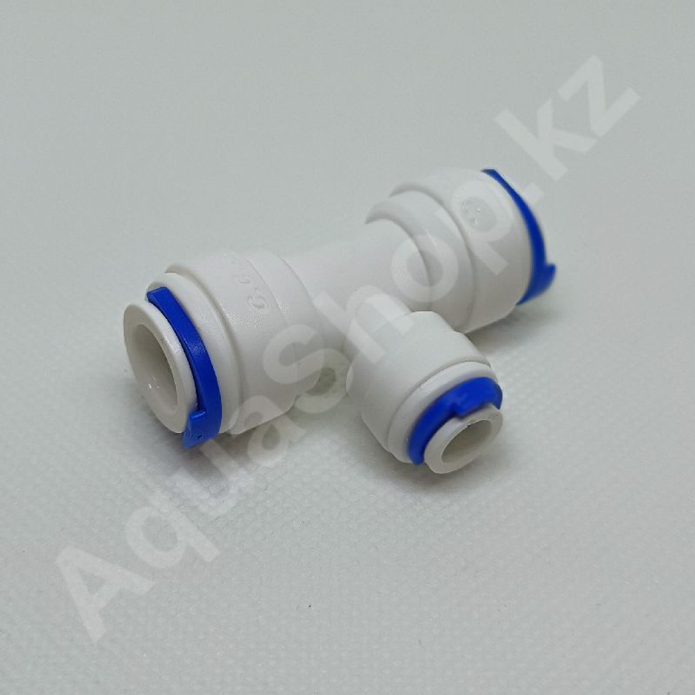 Фитинг QT-03C тройник "T" 3/8"(f) x 3/8"(f) x 1/4"(f) (4UT46)