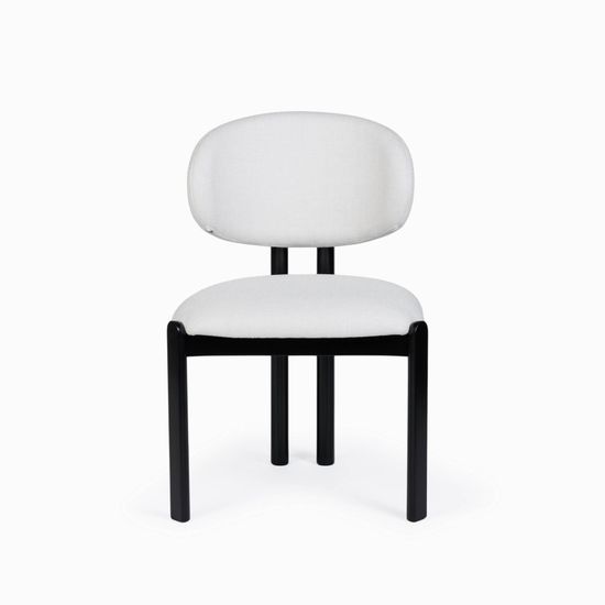 Стул Grace деревянный каркас и белая ткань