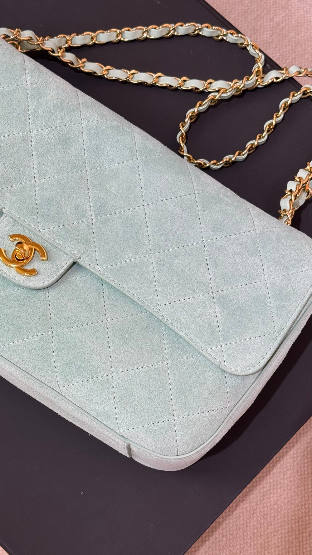 Chanel Maxi Flapbag 32 cm