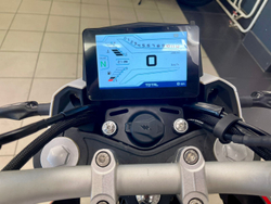 QJMOTOR SRK 125 S (White)