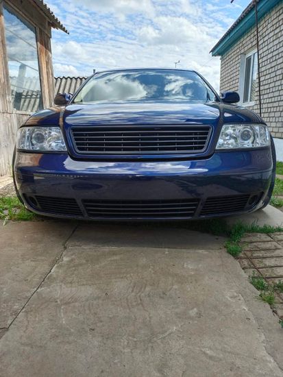 Решетка радиатора без значка для Audi A6C5