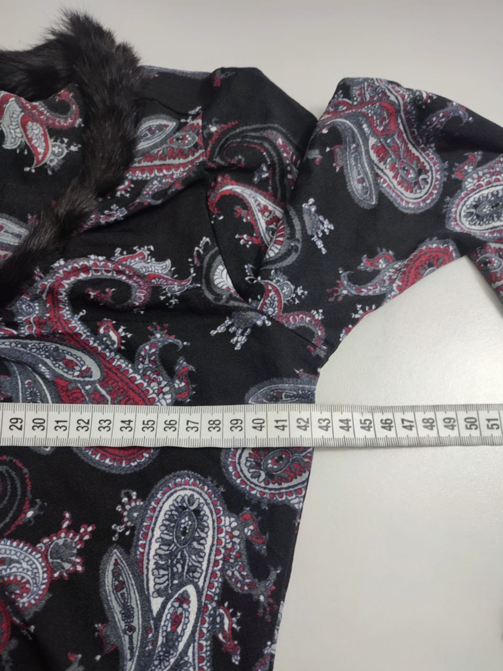 Джемпер необычный 42 размер